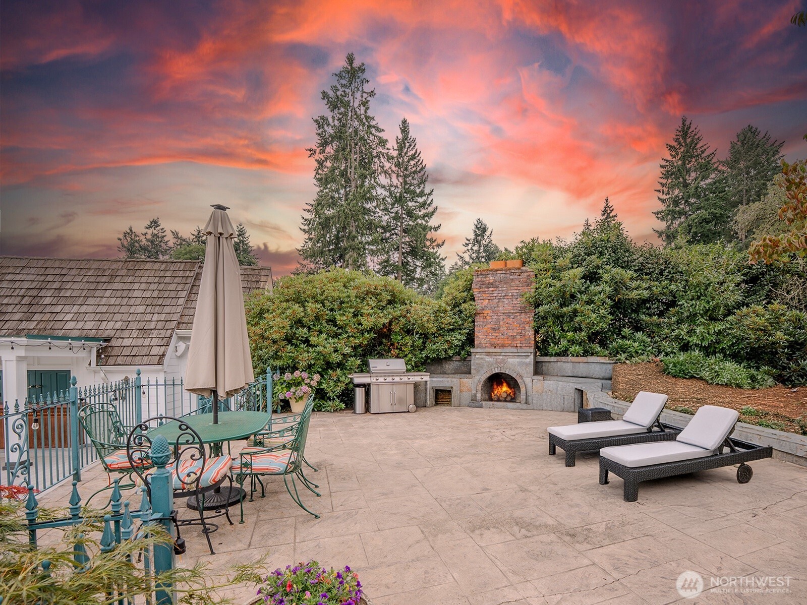 10007 Lake Steilacoom Drive Property Photo 30