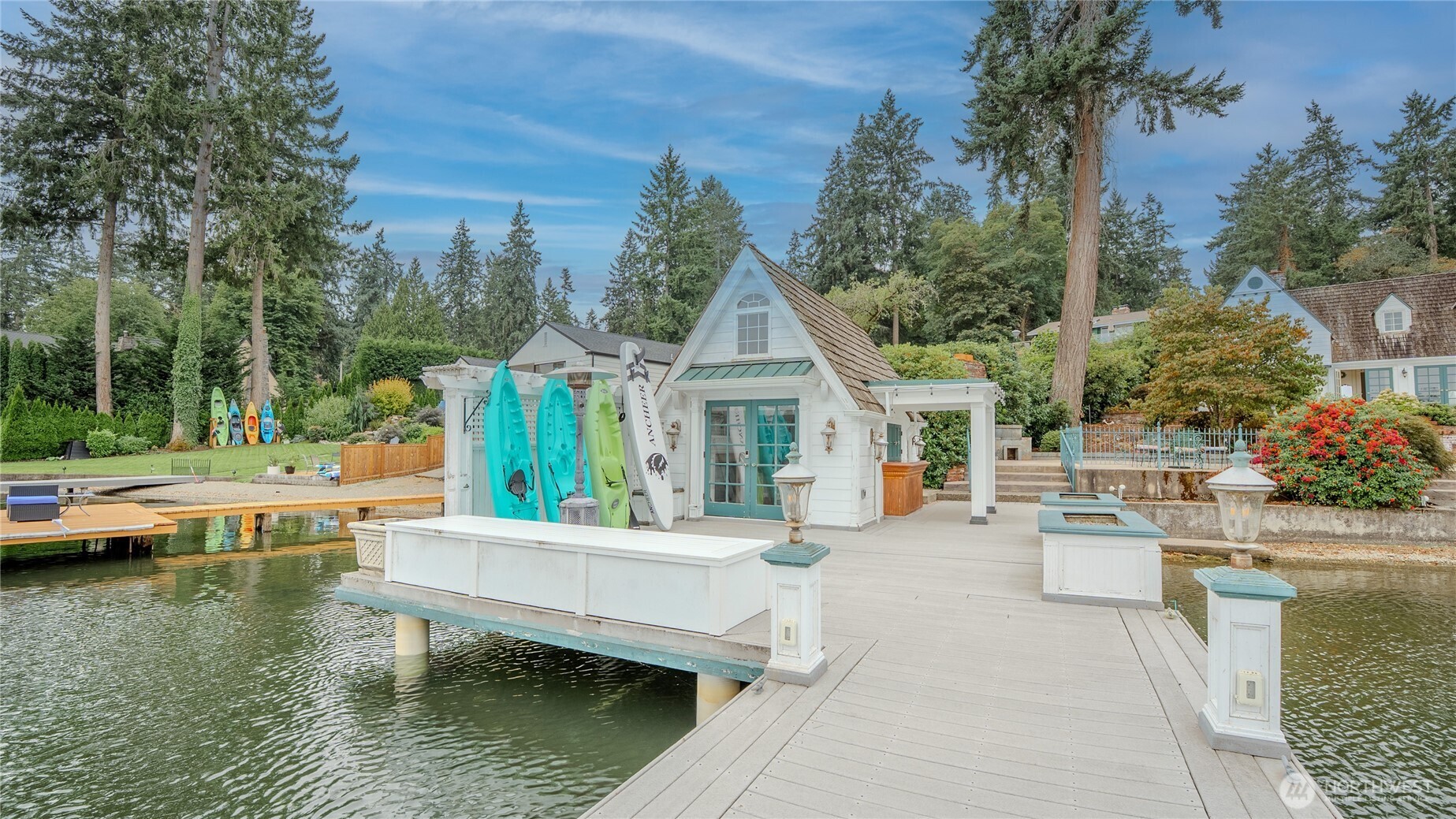 10007 Lake Steilacoom Drive Property Photo 32