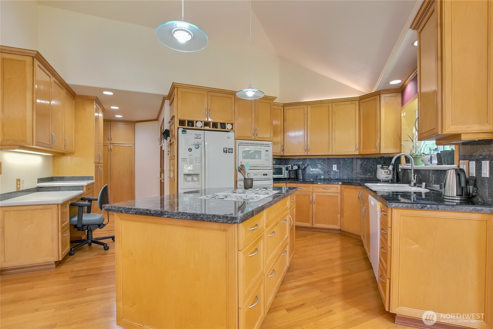 116 143rd Street Property Photo 13