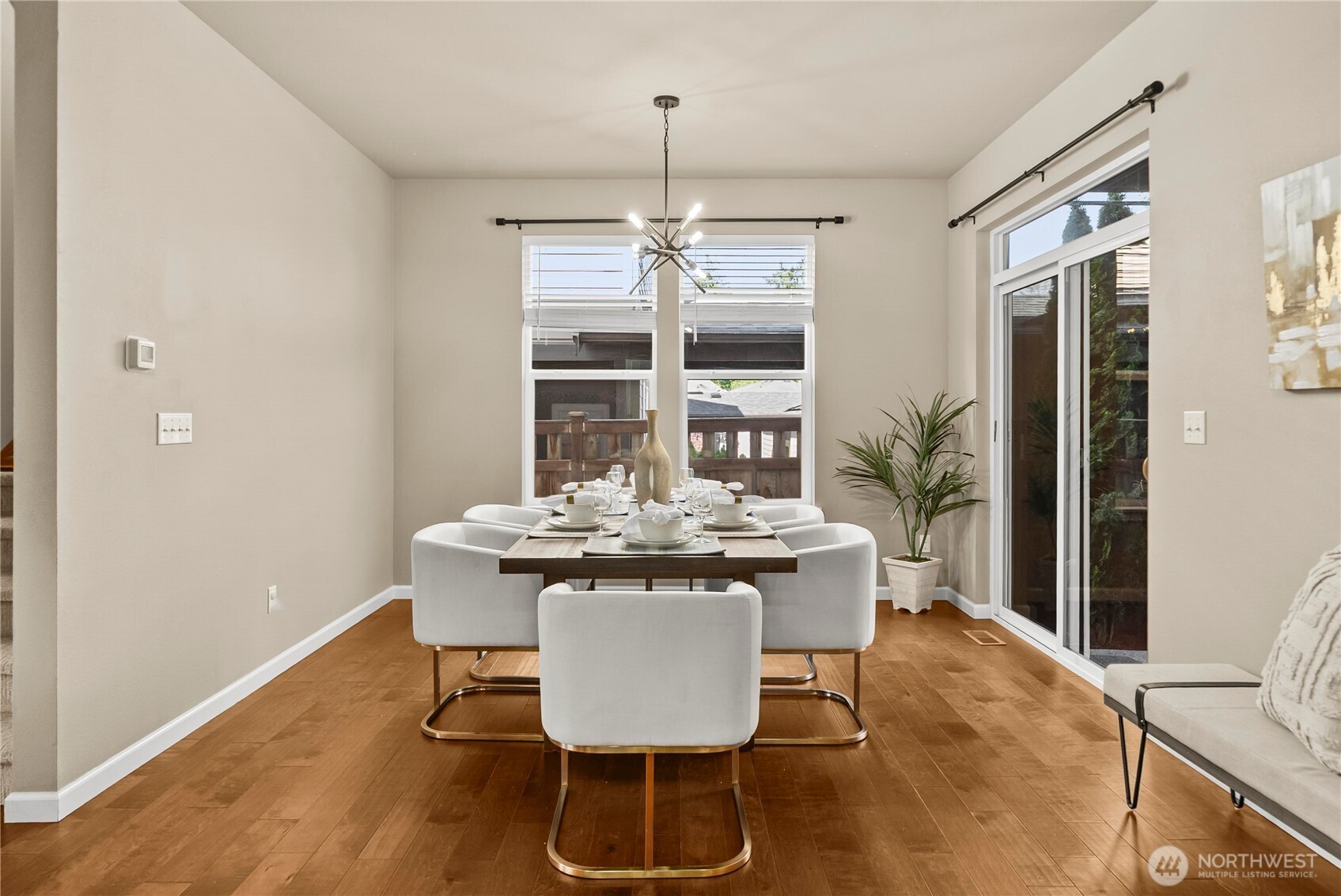 18428 Village Parkway Property Photo 13