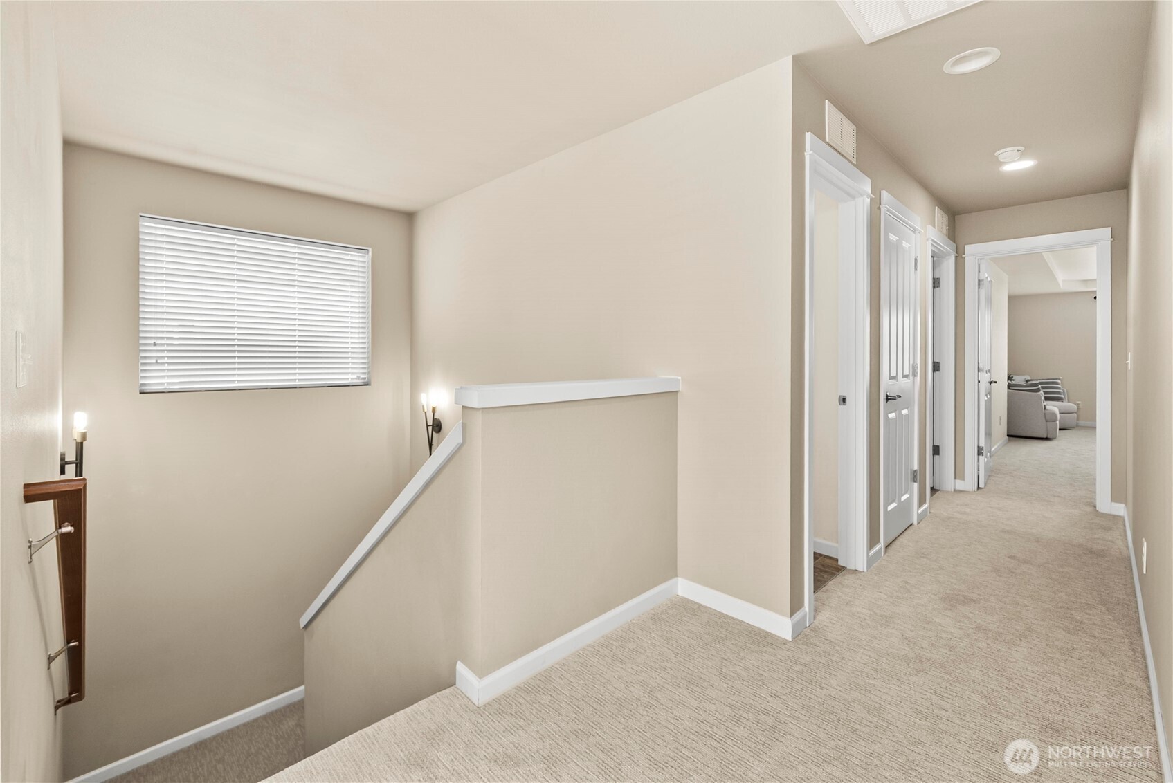 18428 Village Parkway Property Photo 25