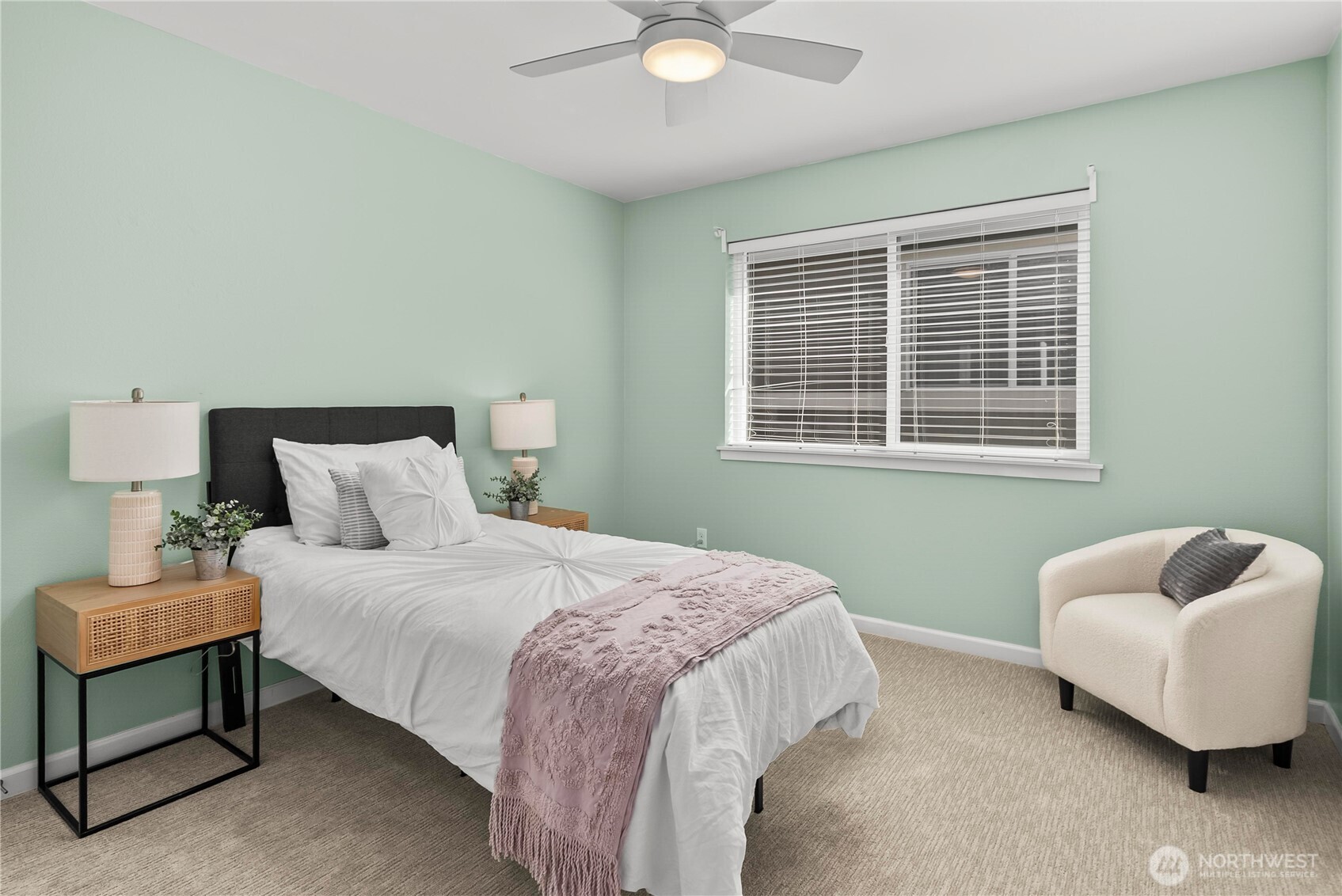 18428 Village Parkway Property Photo 29