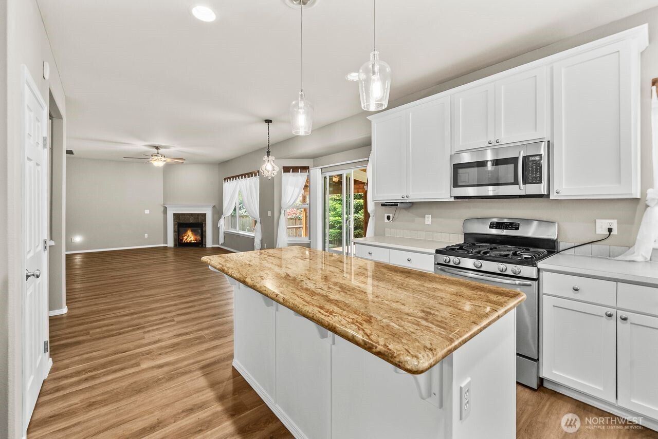 15802 123rd Avenue Property Photo 5