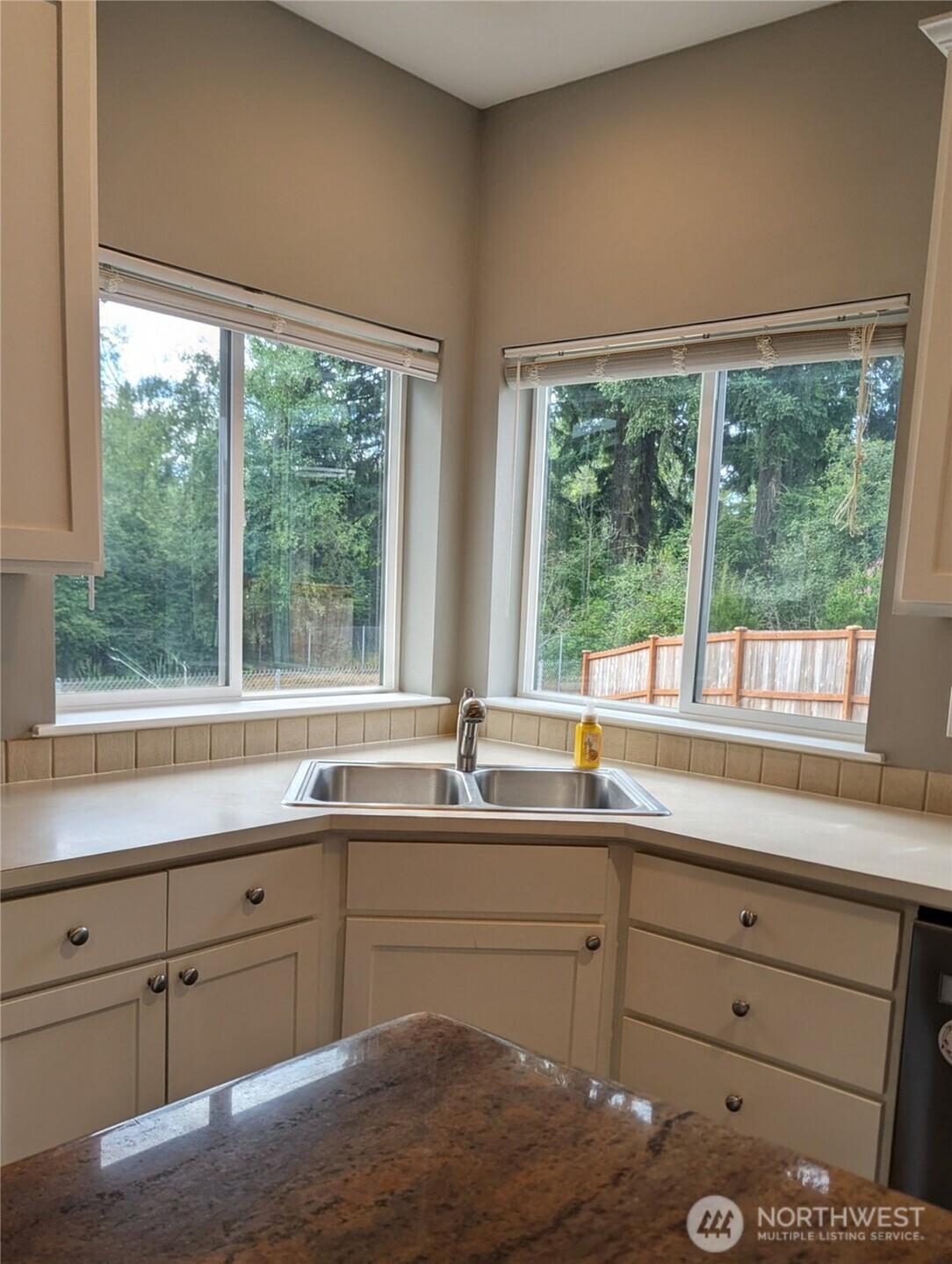 15802 123rd Avenue Property Photo 7
