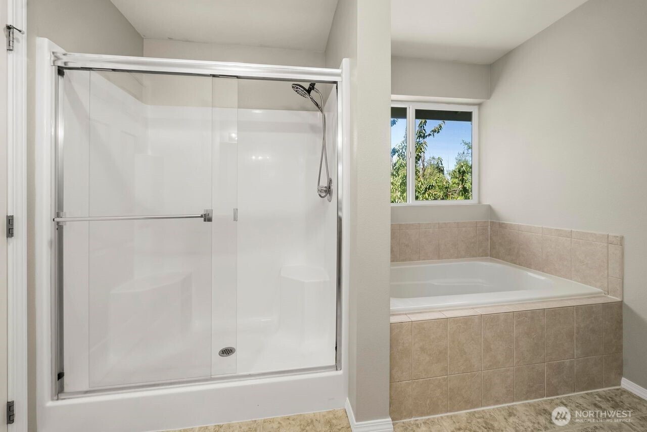 15802 123rd Avenue Property Photo 15