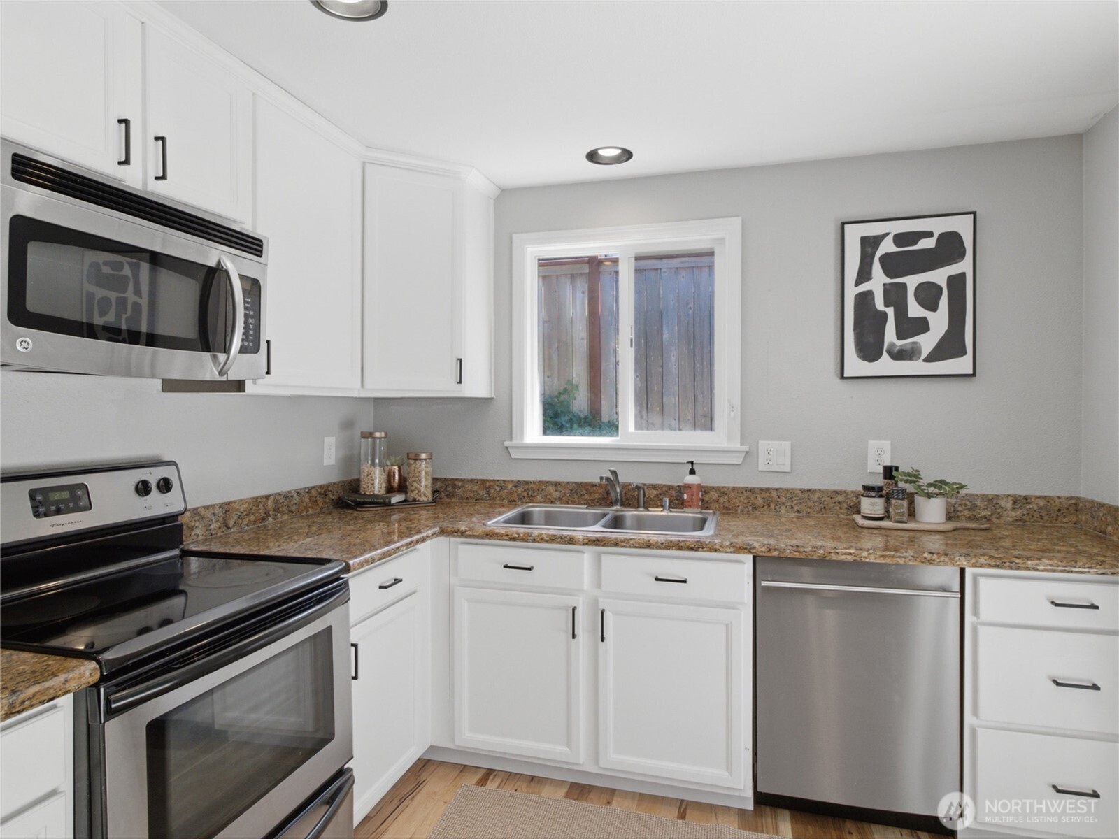 3708 N Orchard Street Property Photo 14