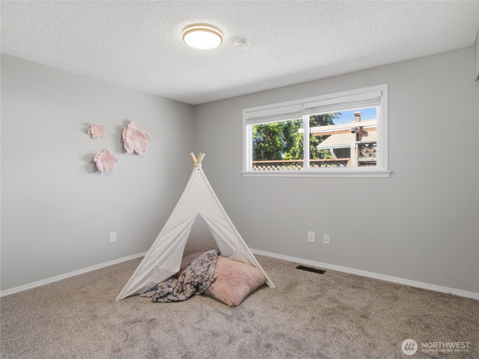 3708 N Orchard Street Property Photo 24