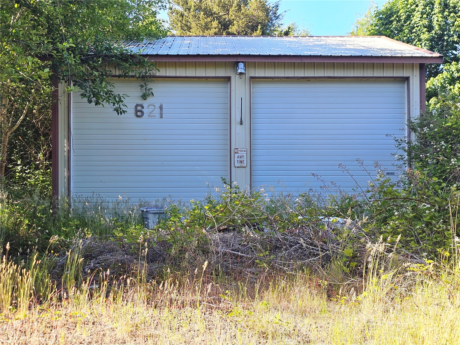621 Ostman Road Property Photo 3