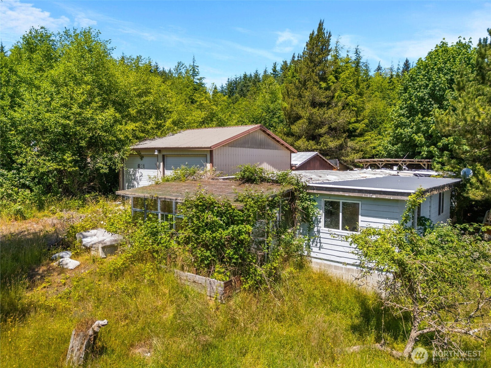 621 Ostman Road Property Photo 5