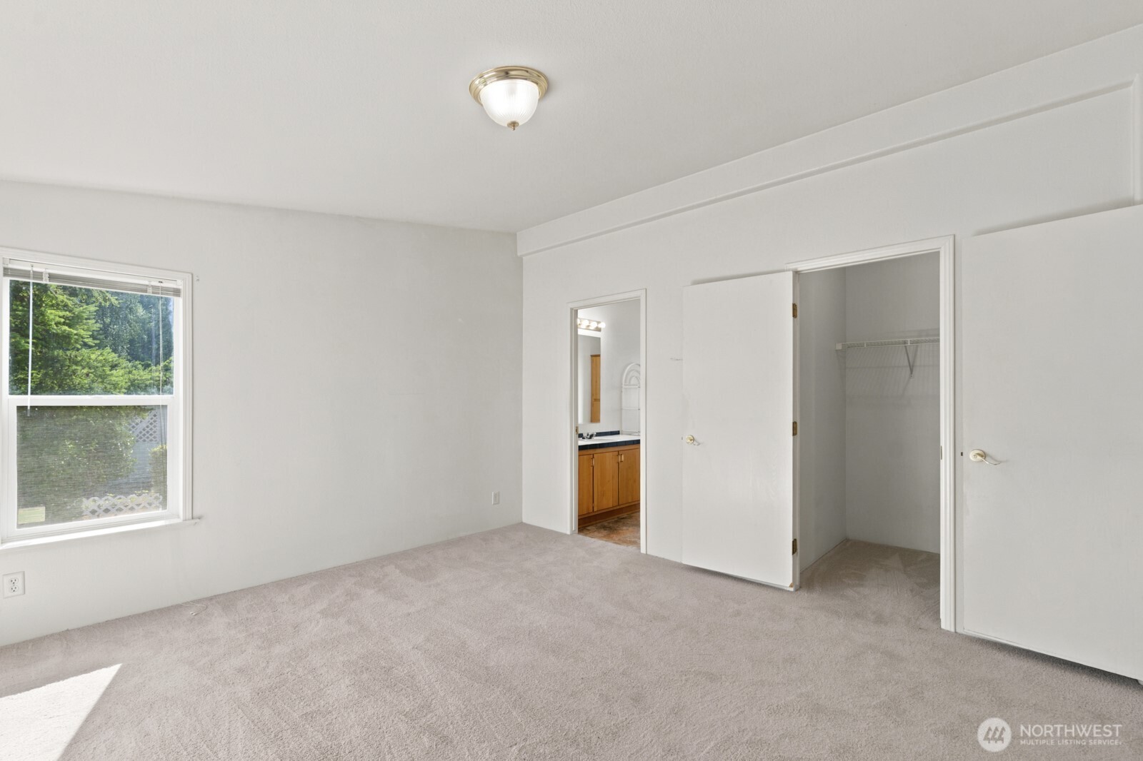 2302 R Street 85 Property Photo 16