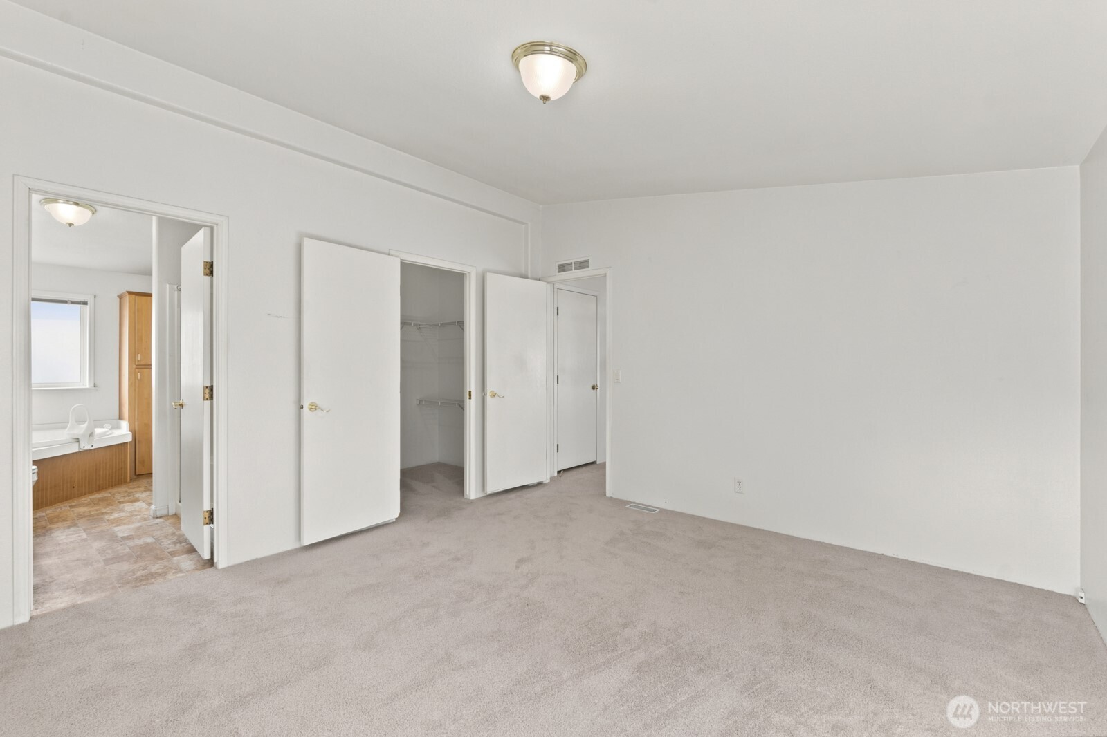 2302 R Street 85 Property Photo 17