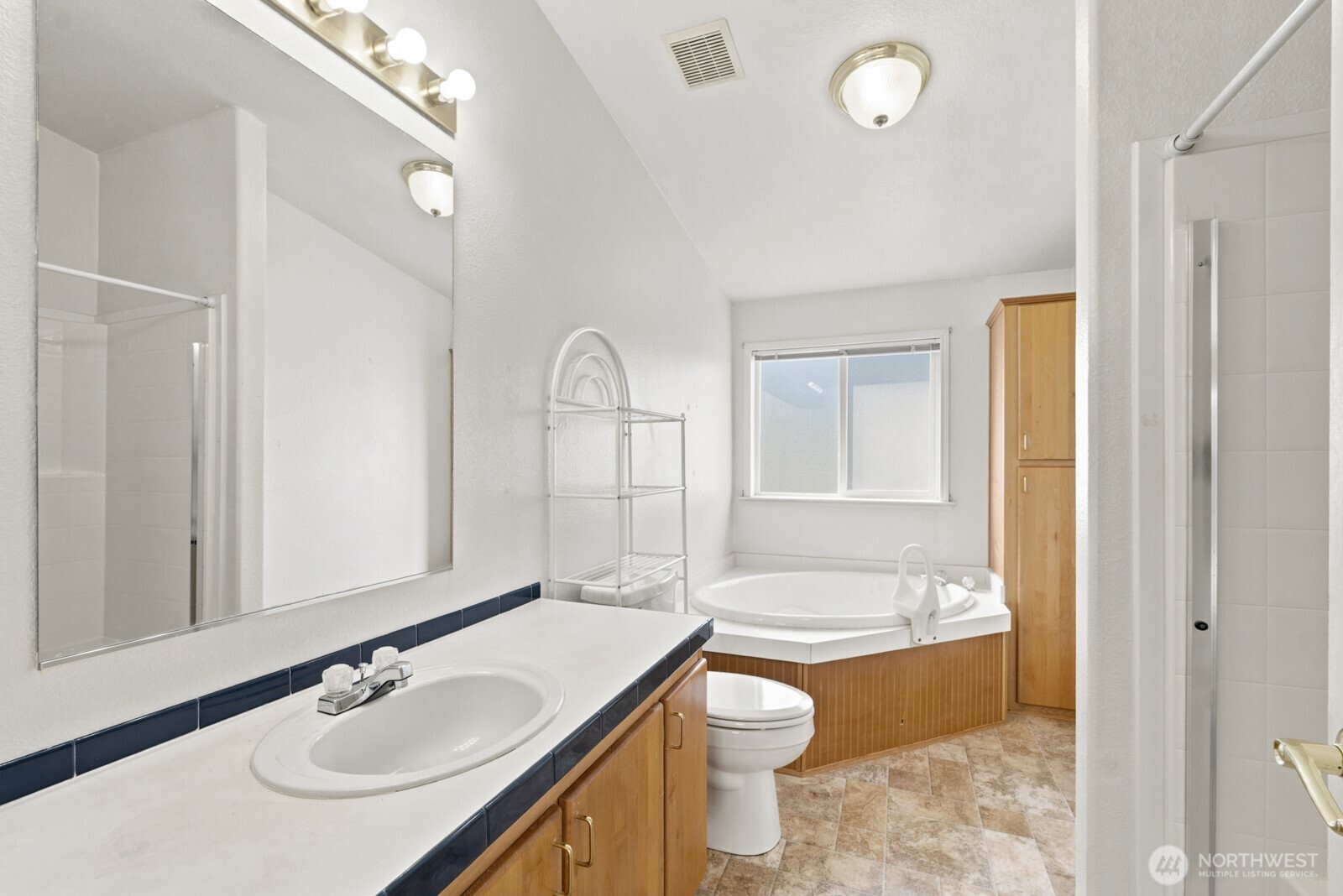 2302 R Street 85 Property Photo 18