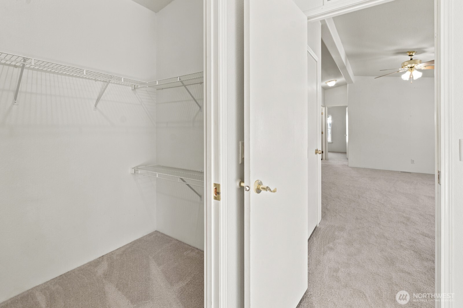 2302 R Street 85 Property Photo 21
