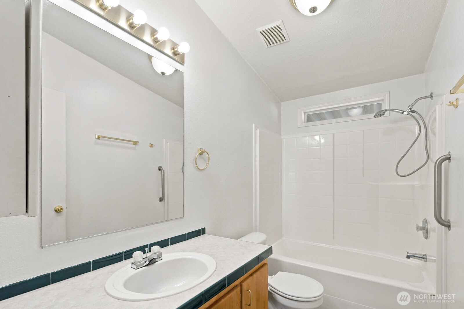 2302 R Street 85 Property Photo 27