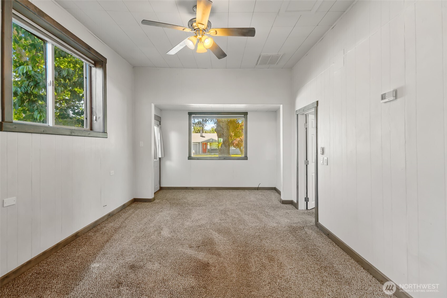 604 N Pacific Street Property Photo 12