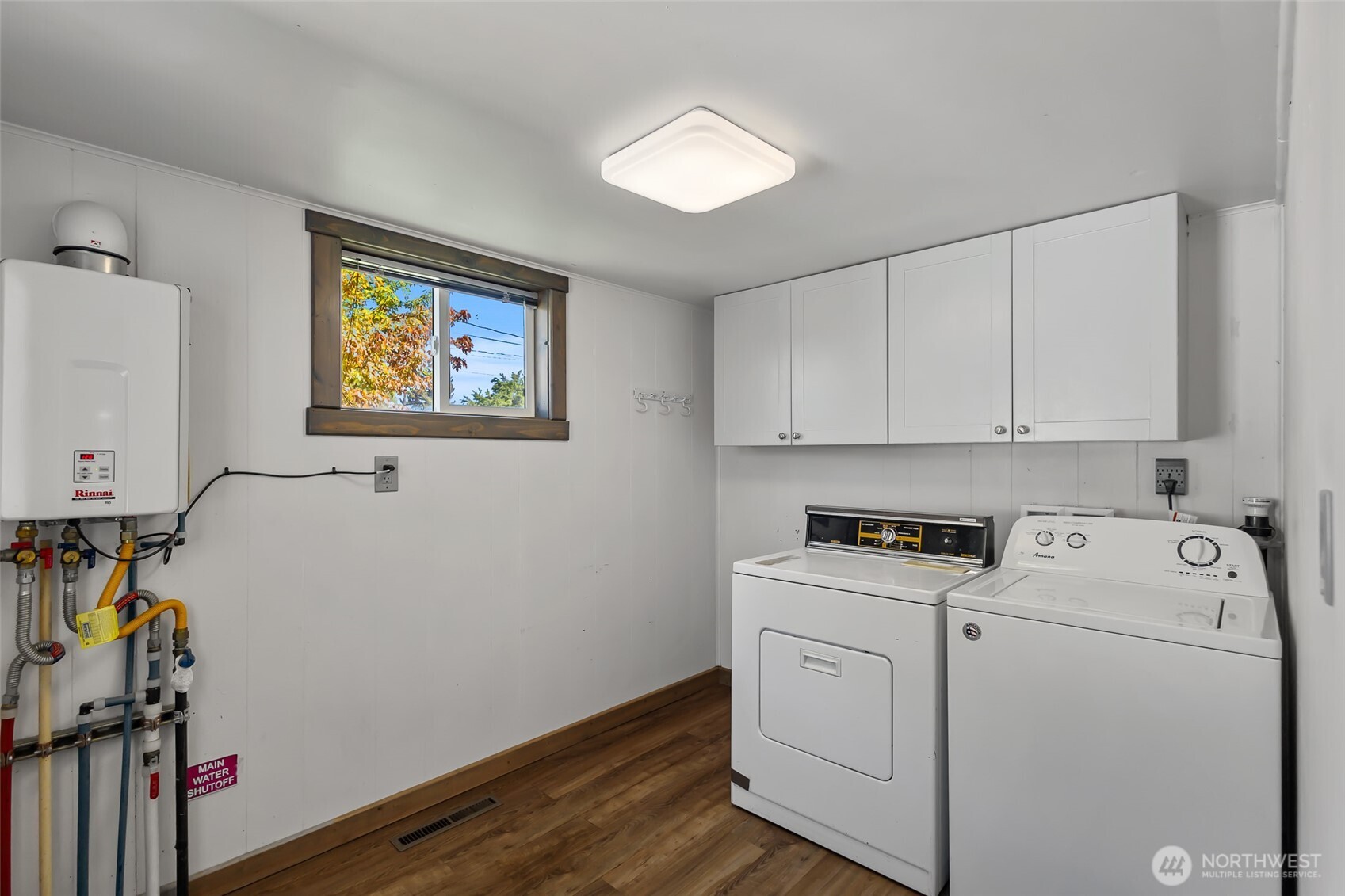 604 N Pacific Street Property Photo 19