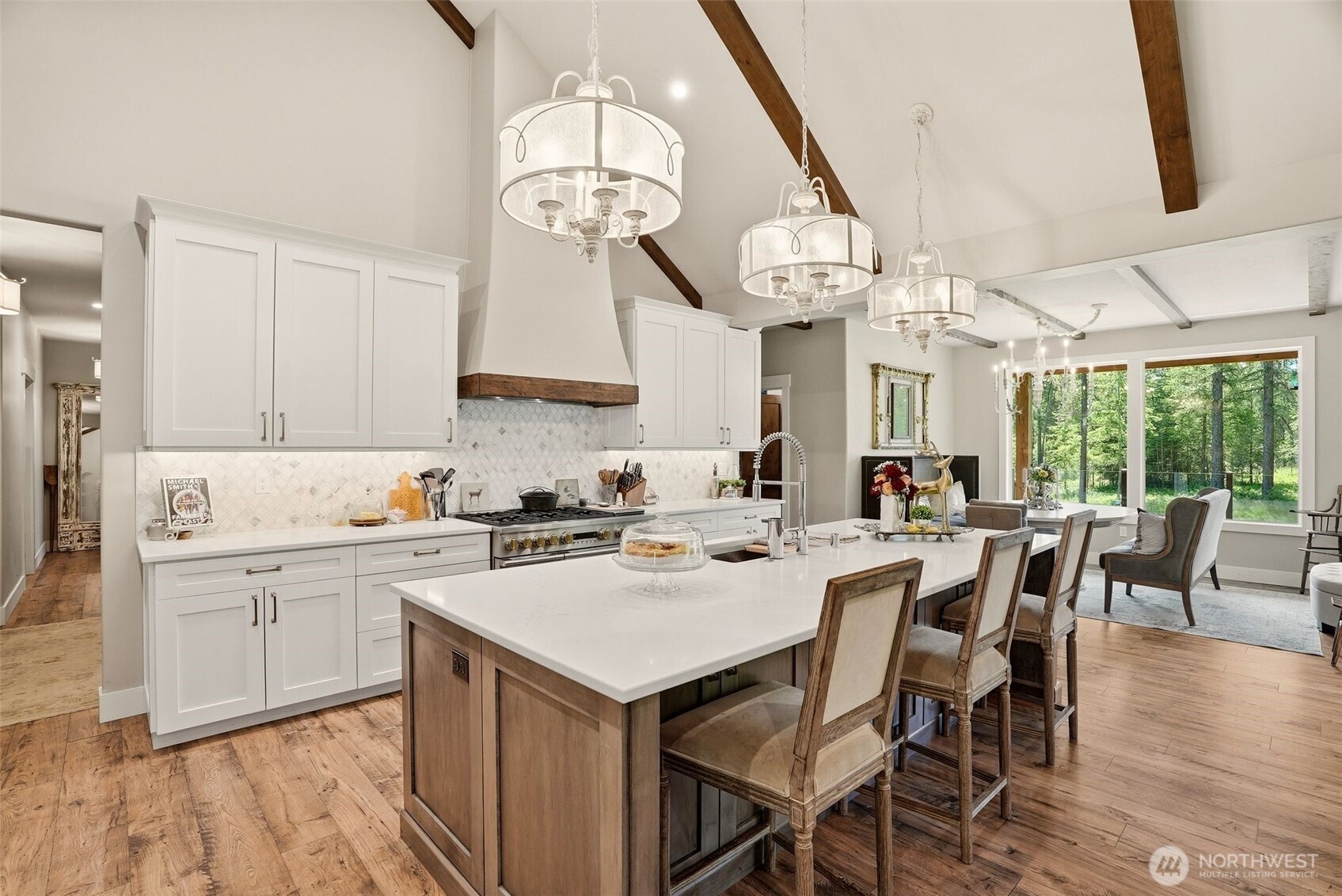 2542962 Property Photo 9