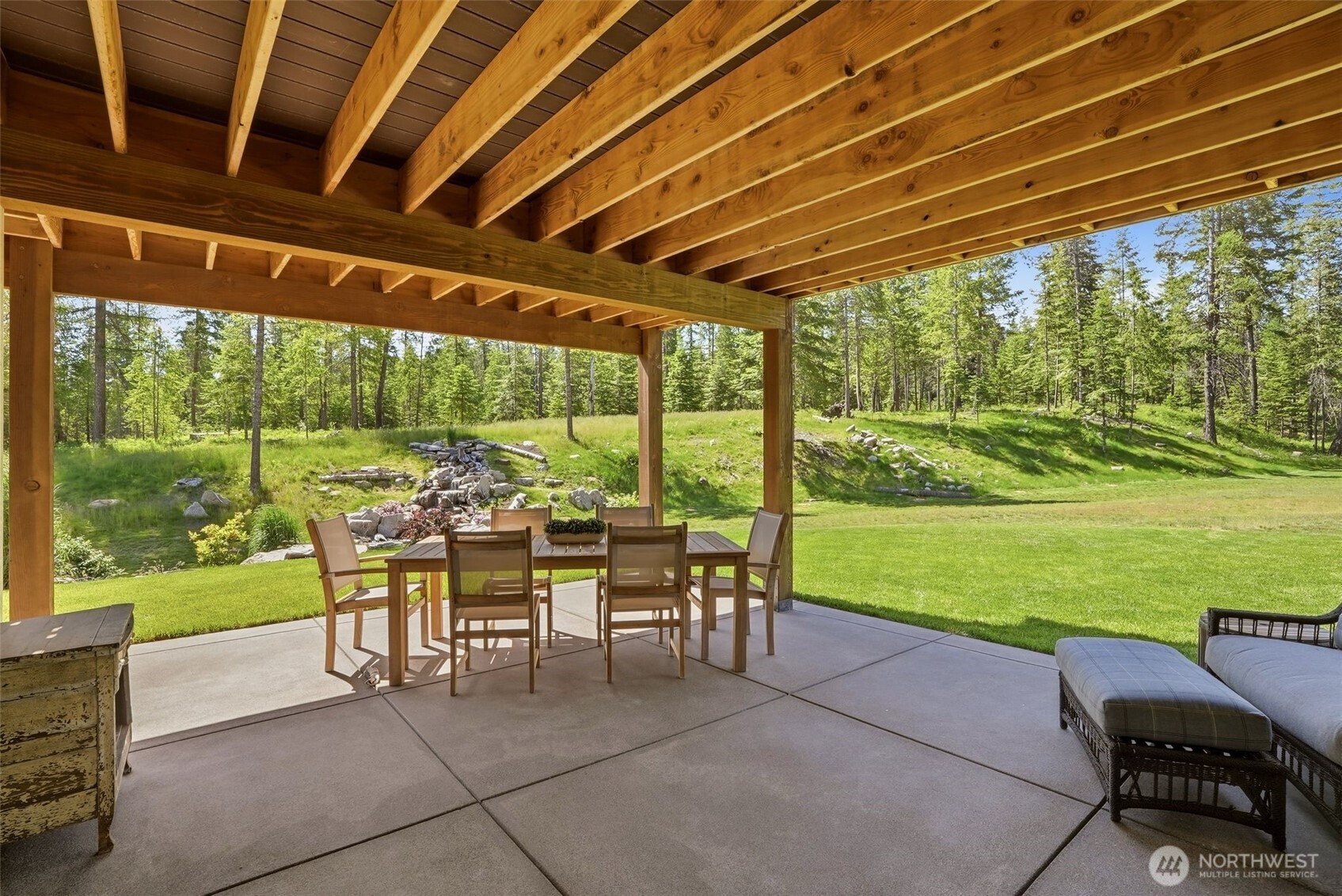 2542962 Property Photo 33