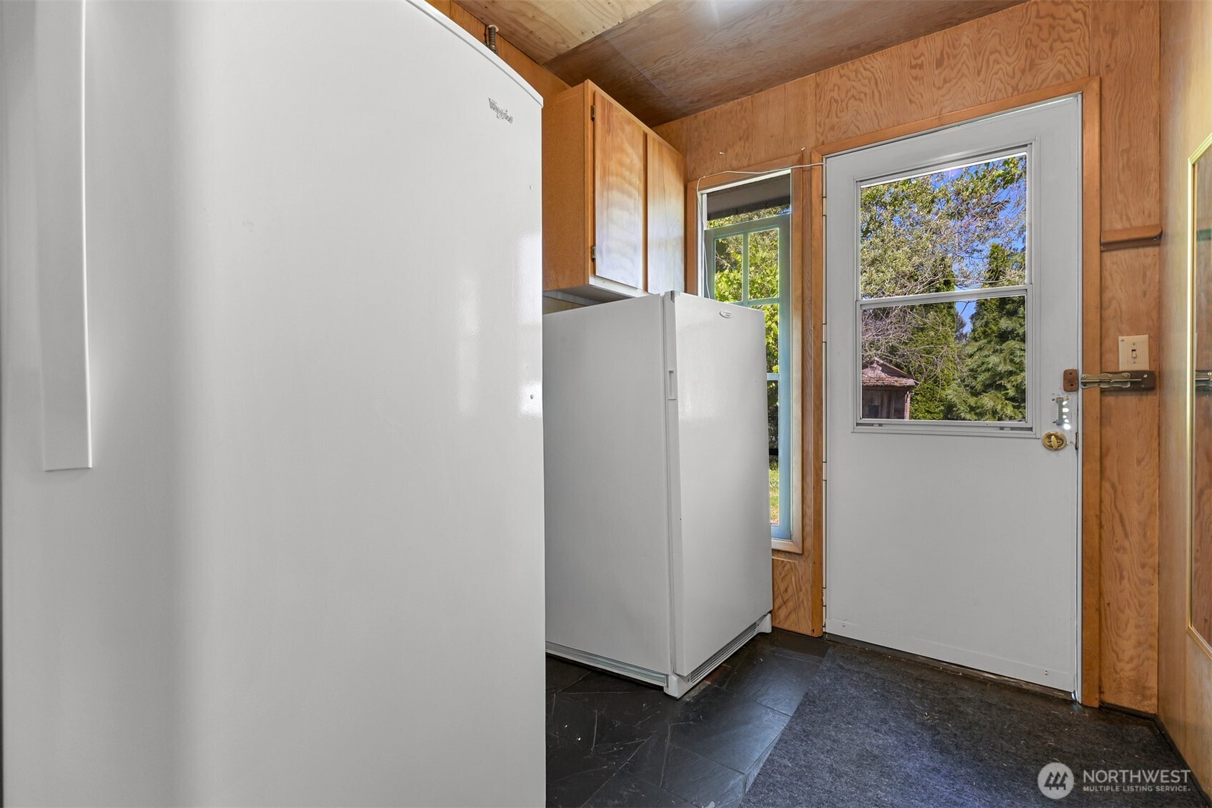 3138 Alderwood Property Photo 17