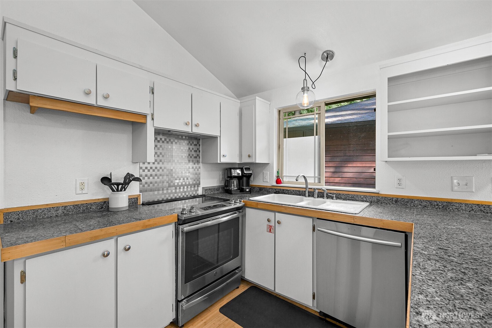 1 Sugarpine Place Property Photo 19
