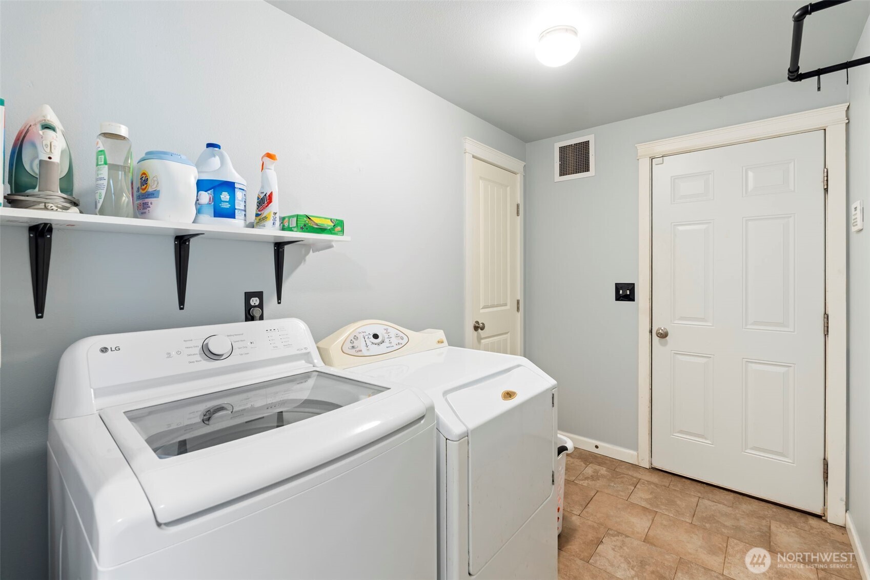 316 Camden Way Property Photo 19