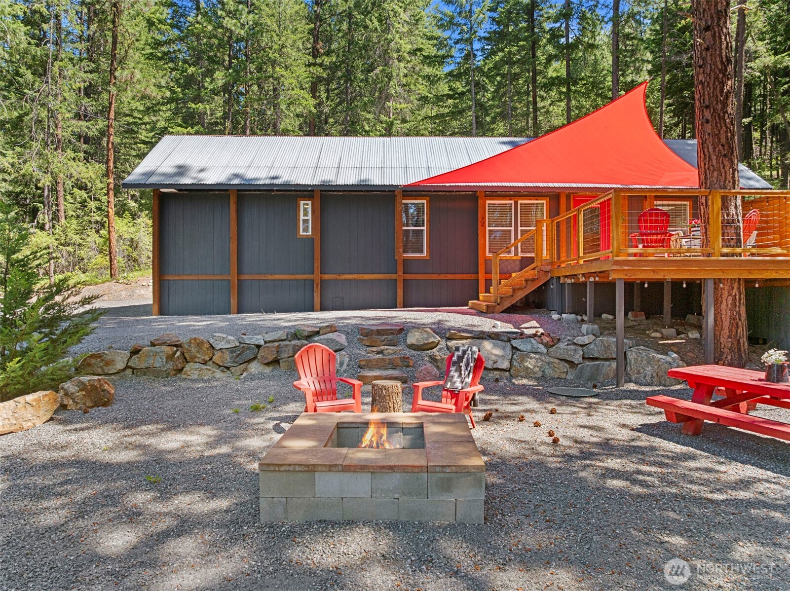 25623 Camp 12 Road Property Photo 2