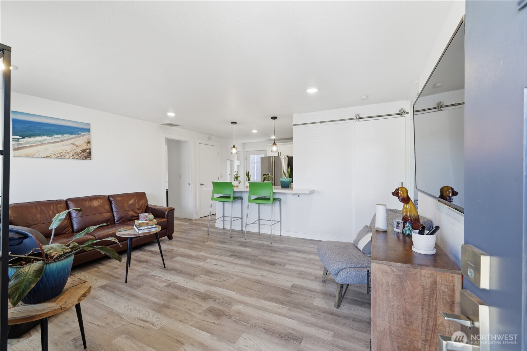 622 6th Street Property Photo 4