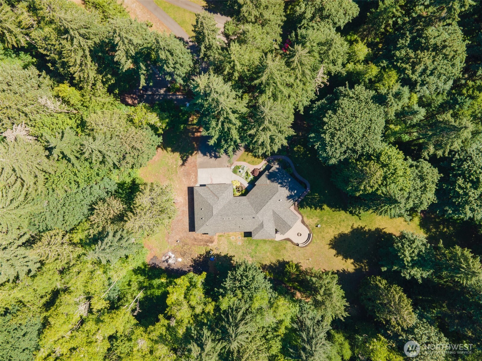 7335 Meridian Road Property Photo 4