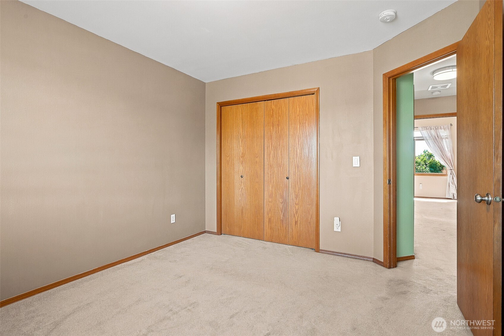 5726 67th Street Property Photo 19