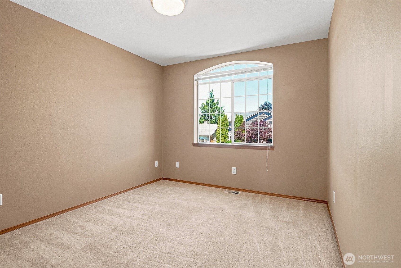 5726 67th Street Property Photo 20