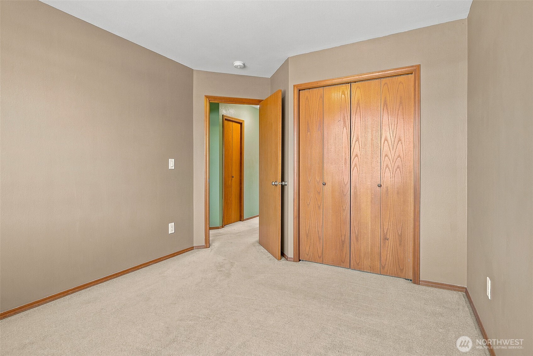 5726 67th Street Property Photo 21
