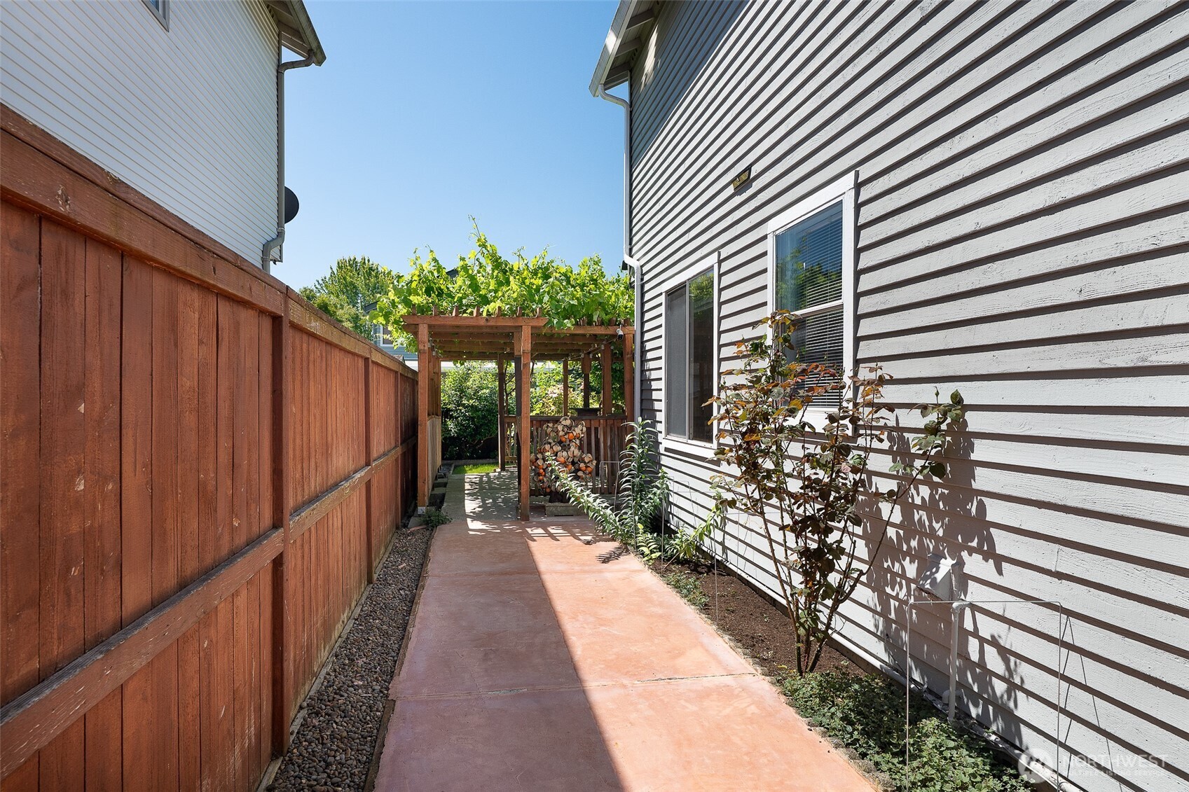 5726 67th Street Property Photo 30