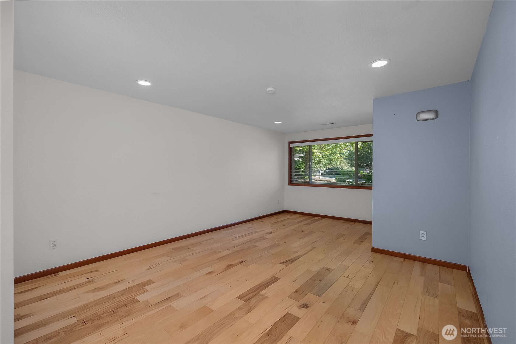 2015 2017 8th Court Property Photo 3
