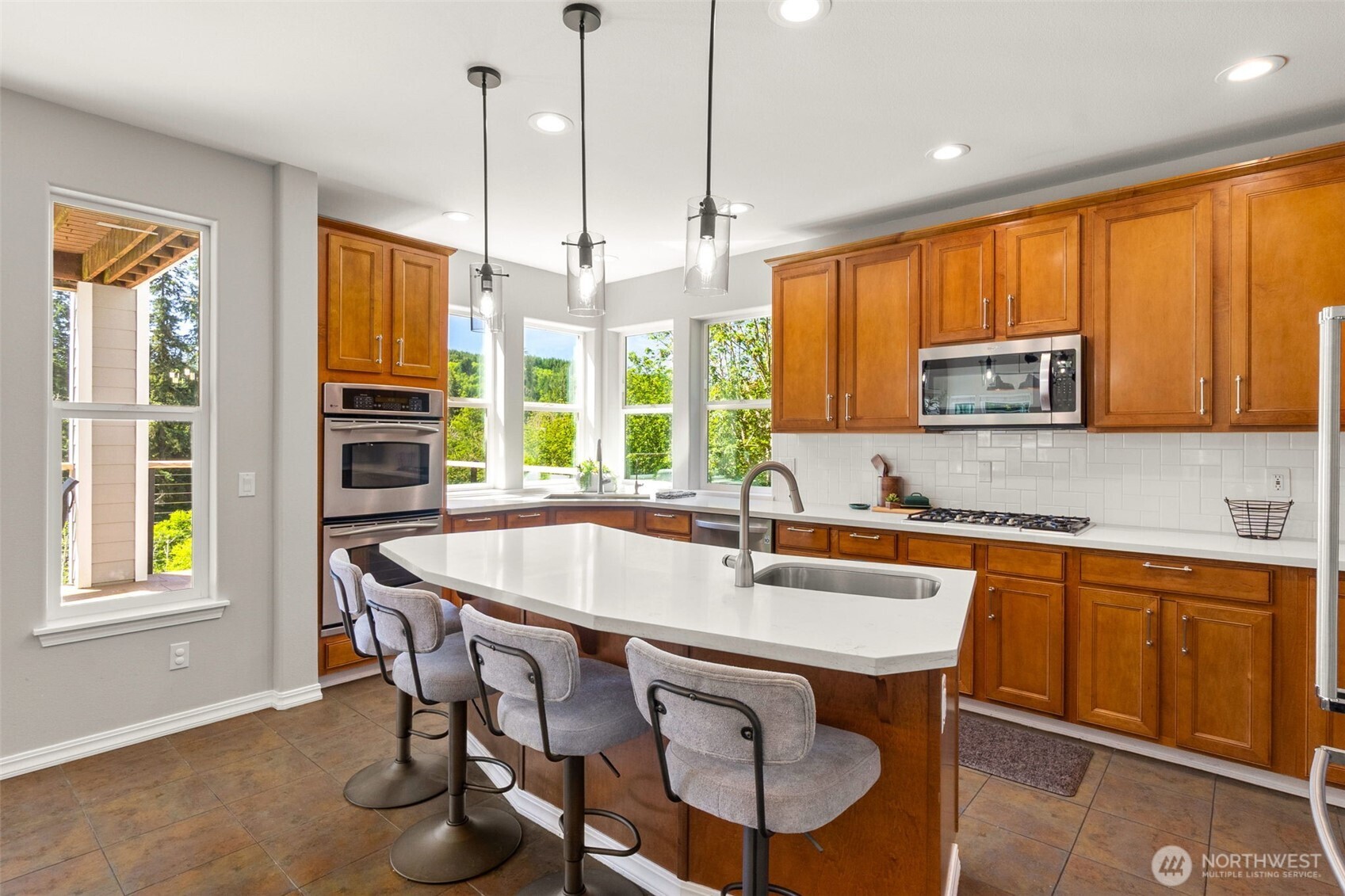 13504 Spiketon Road Property Photo 8