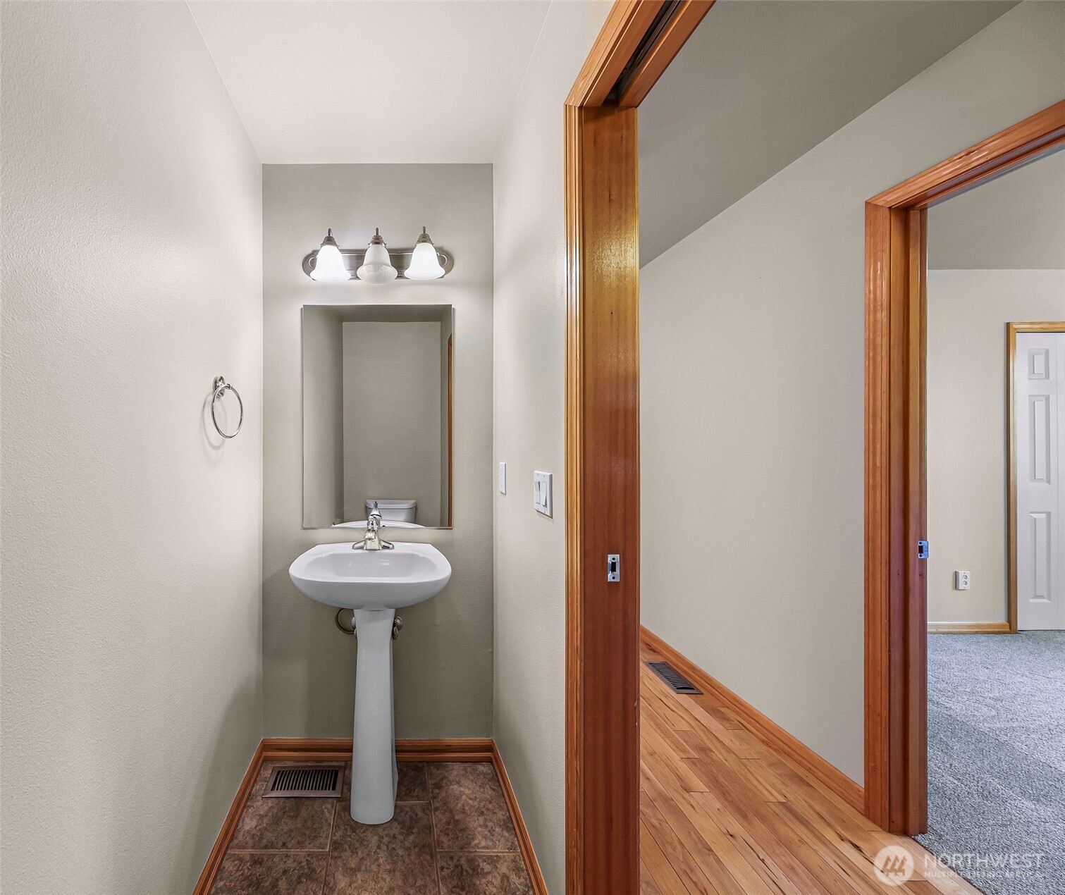 4224 Springland Lane Property Photo 14
