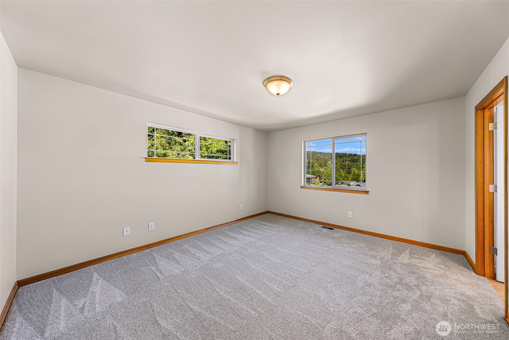4224 Springland Lane Property Photo 16
