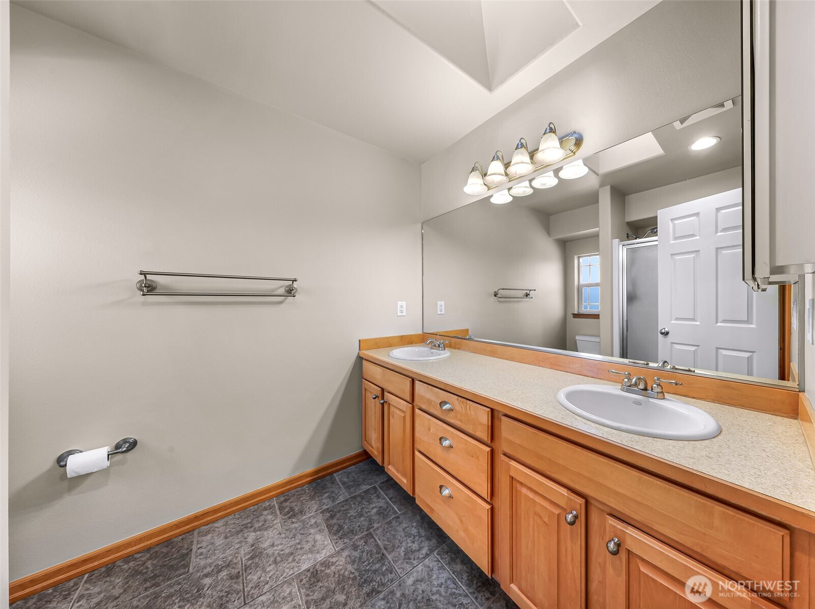4224 Springland Lane Property Photo 19