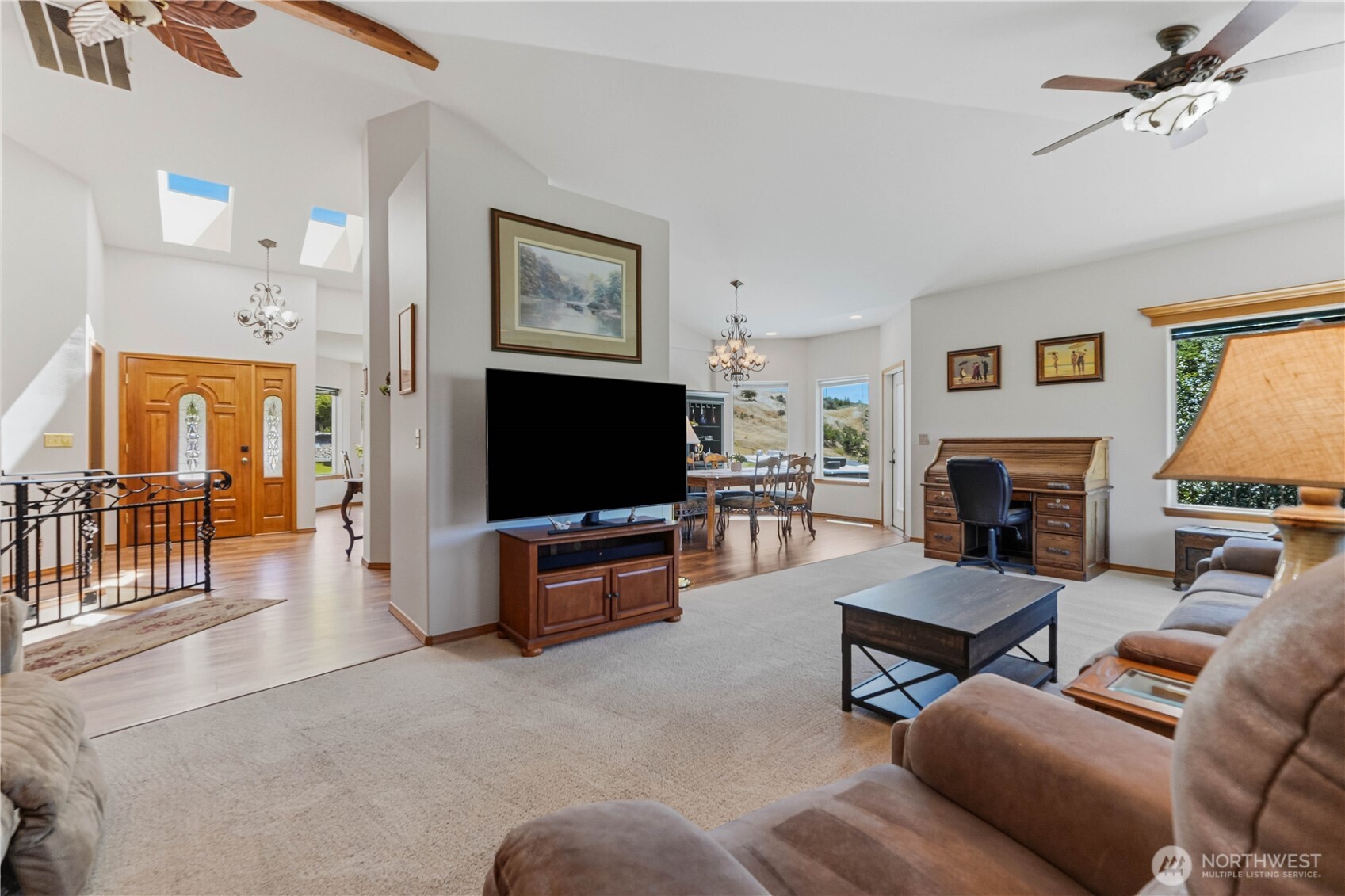3870 Sunridge Ln Property Photo 15
