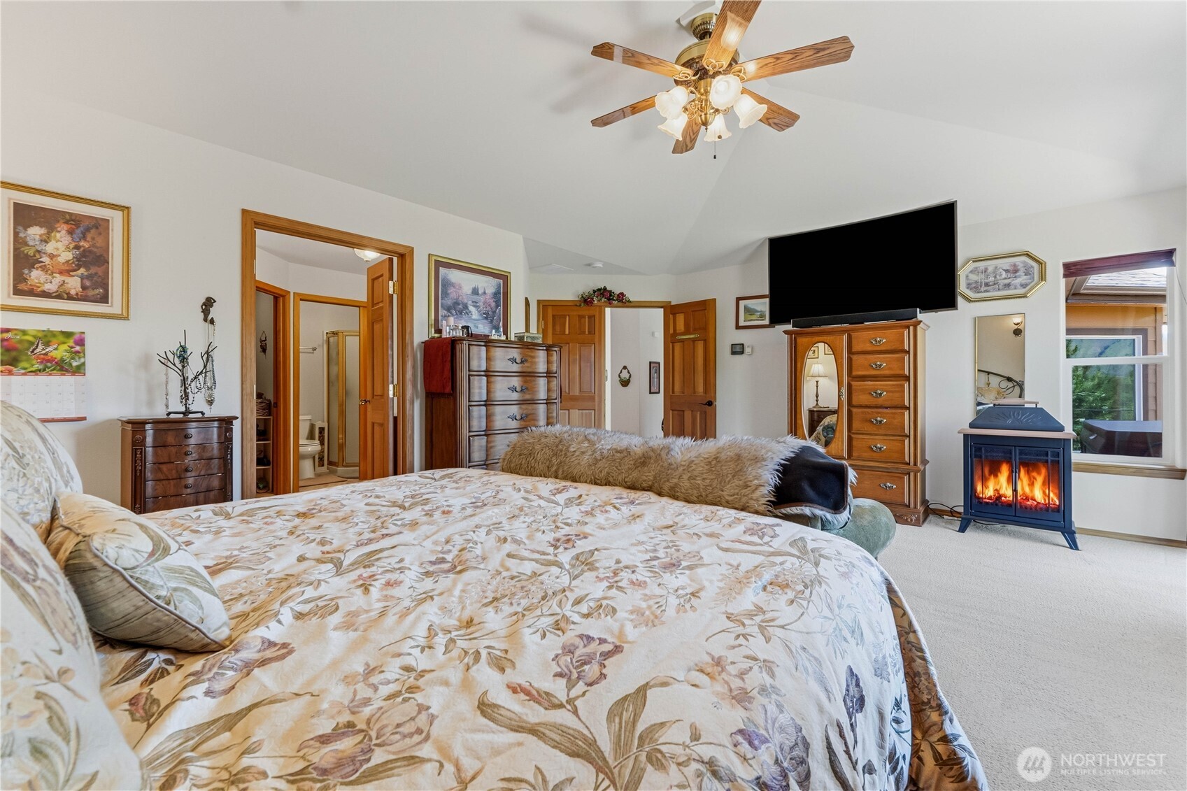 3870 Sunridge Ln Property Photo 20
