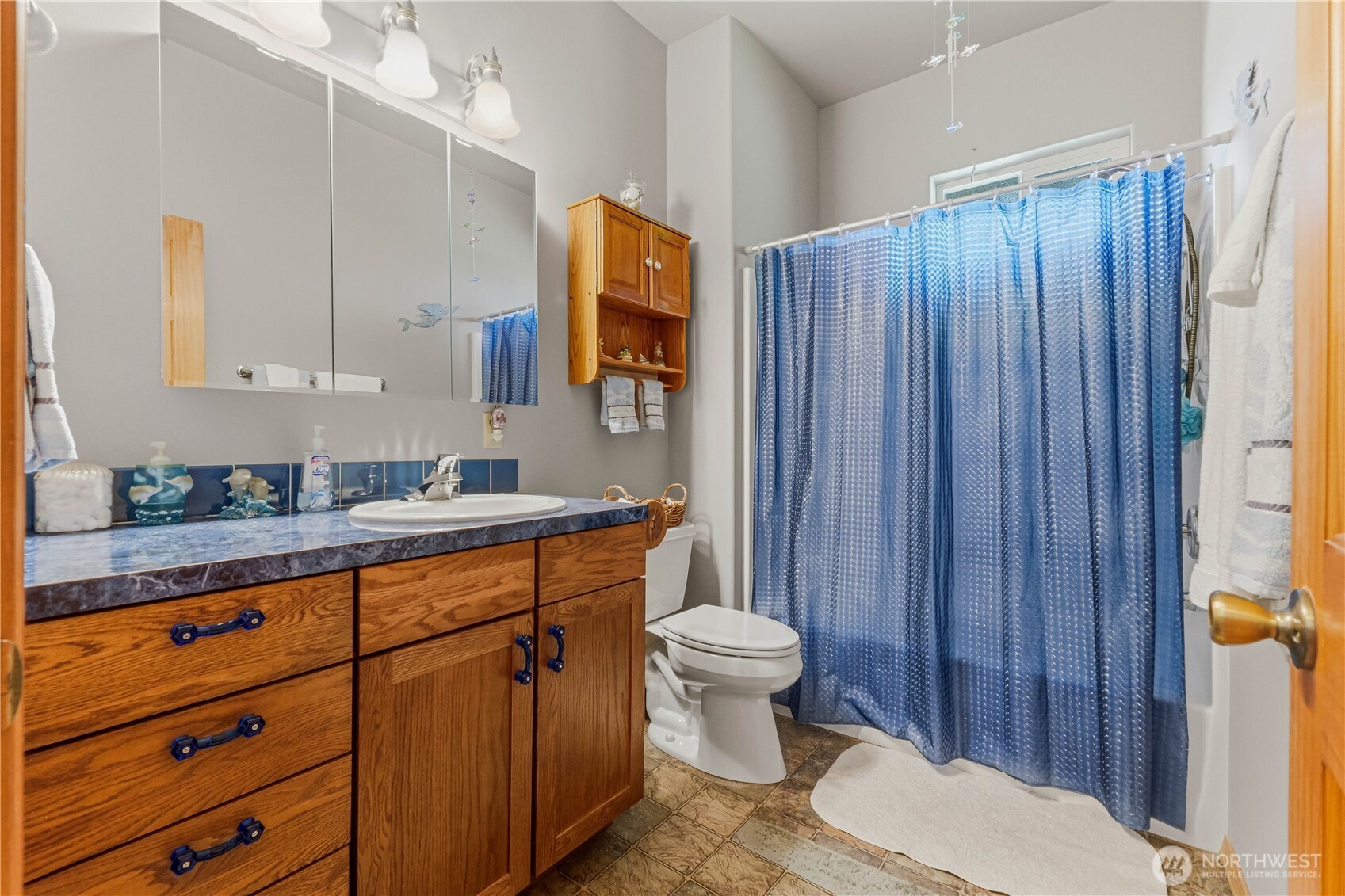 3870 Sunridge Ln Property Photo 26