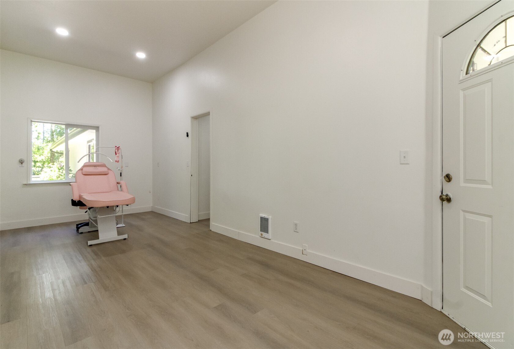 12524 Bingham Avenue Property Photo 18