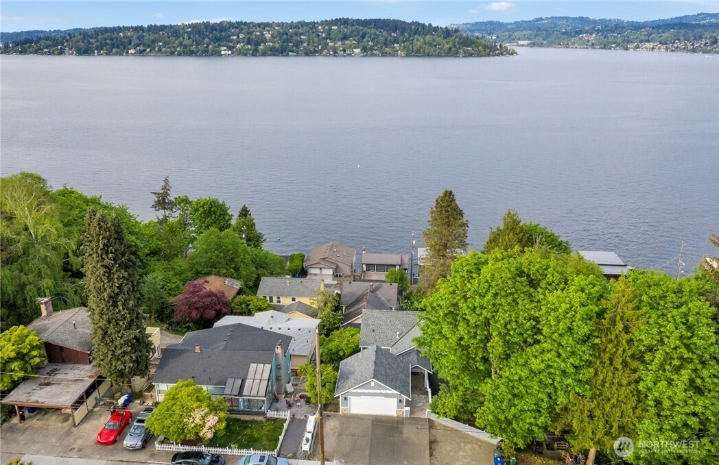 9844 Arrowsmith Avenue Property Photo 13