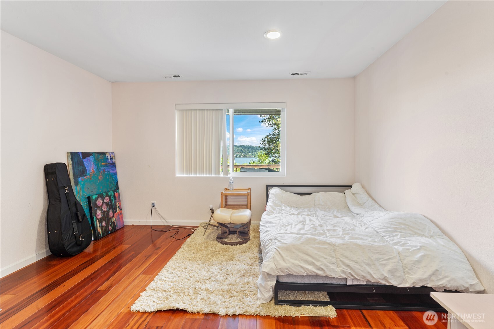 9844 Arrowsmith Avenue Property Photo 26