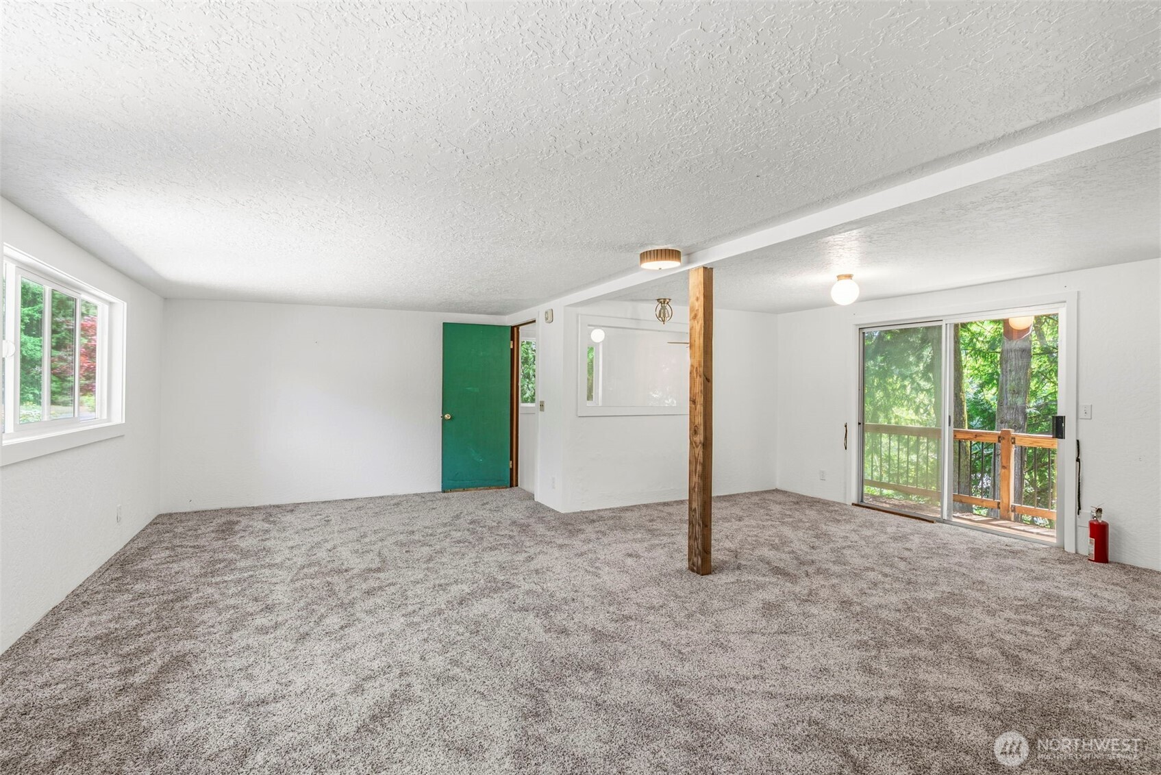 1701 Tower Road Property Photo 13
