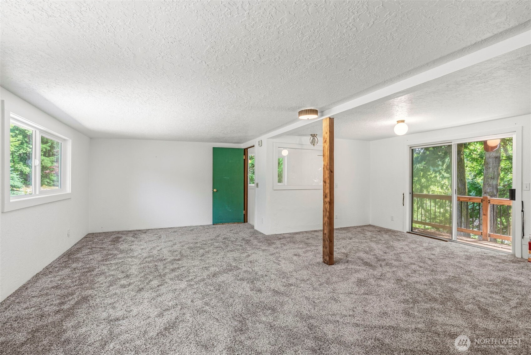 1701 Tower Road Property Photo 14
