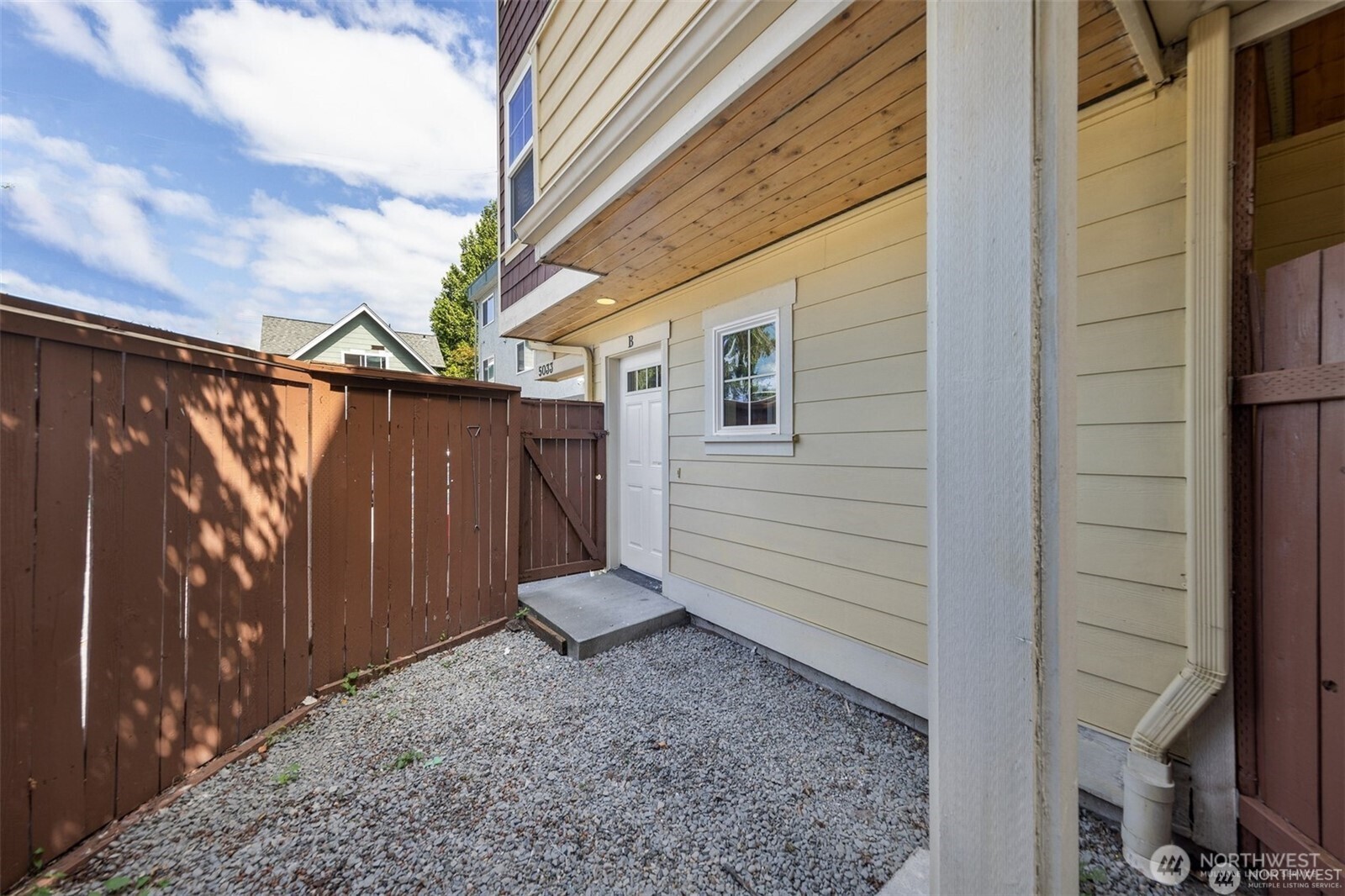 5033 12th Avenue B Property Photo 13