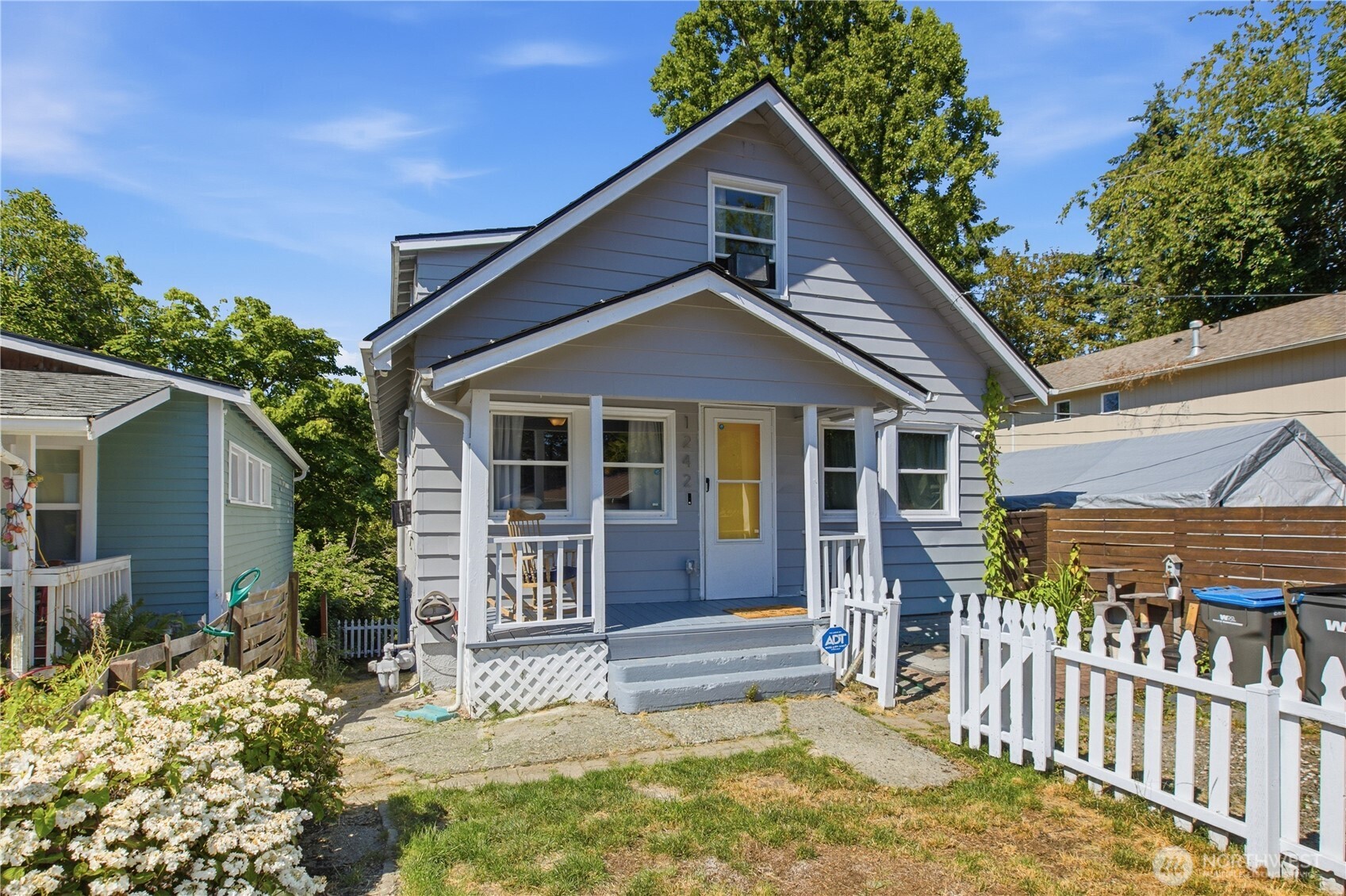 1242 Ridgeway Place Property Photo 1