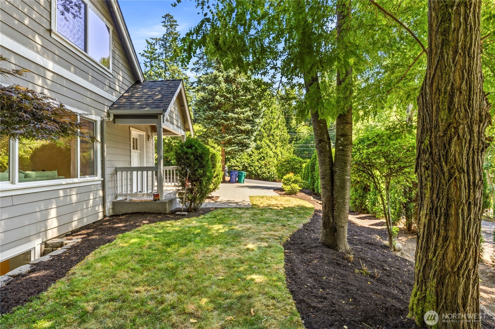 12309 80th Avenue Property Photo 3