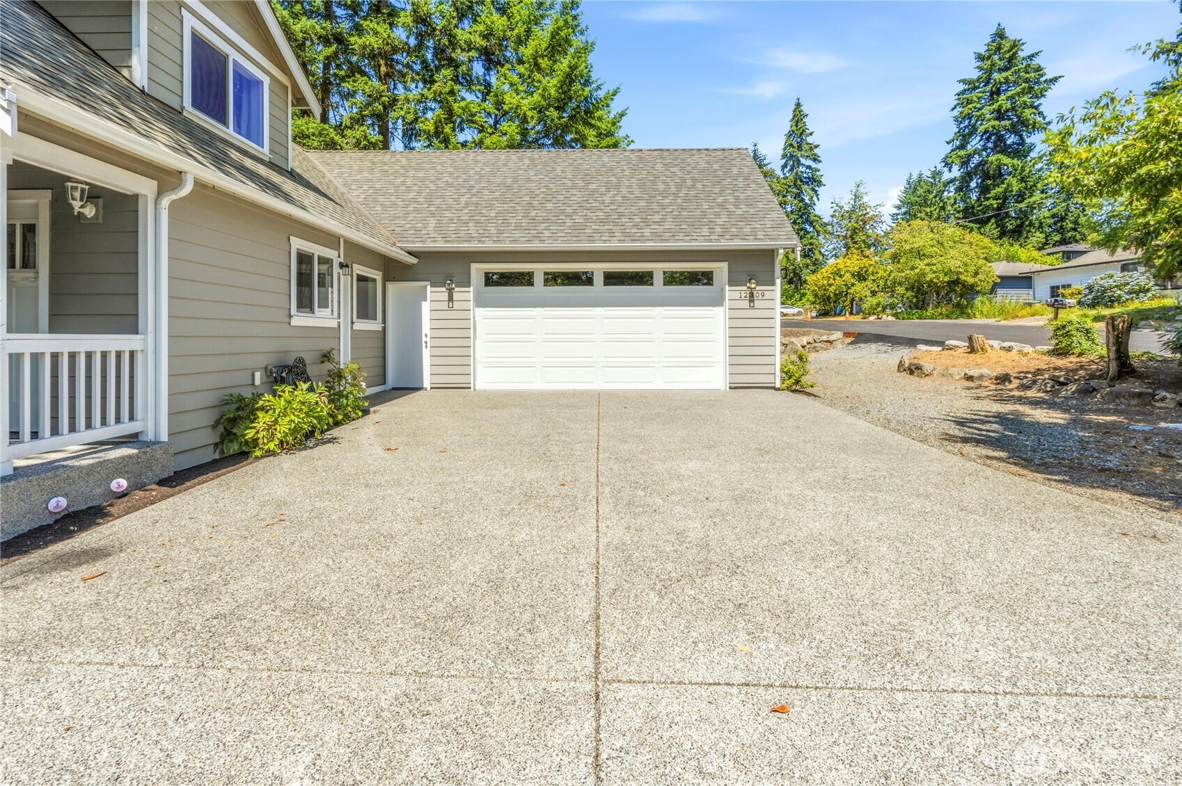12309 80th Avenue Property Photo 6