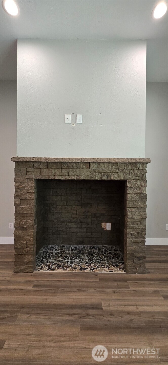 553 Upper Naselle Road Property Photo 12